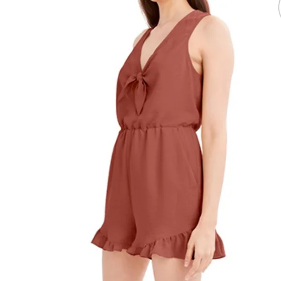 NWT! BCBG Rose Colored Romper -XS - Picture 3 of 8